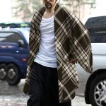 Poncho moderne carreaux