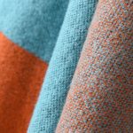 poncho chic à carreaux