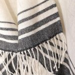 Design rayé poncho cachemire