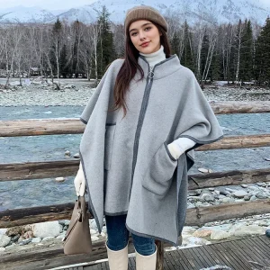 Poncho femme avec col zippé